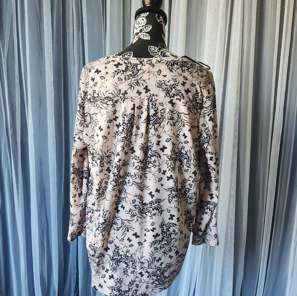 Blouse with ladybugs - Picture 6 of 6